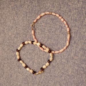 Two freshwater pearl bracelets